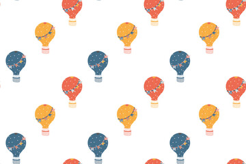 Balloons, seamless pattern. Bright child-friendly design, hand-drawn, white background. Suitable for travel, adventure themes, children’s products, nursery decoration, wrapping paper, scrapbooking