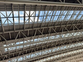 JR大阪駅から見た天井
