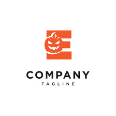 Obraz premium Letter E Pumpkin Halloween Logo Icon Vector