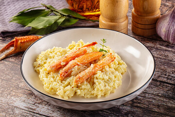 Risotto with natural crab leg