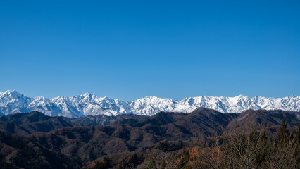 冠雪の北アルプス　山並み　長野県白馬村