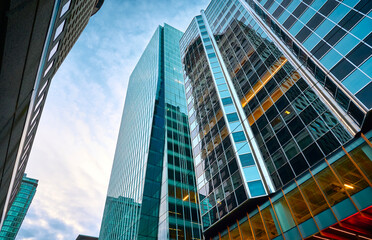 Obraz premium Downtown Vancouver architecture. modern glass skyscrapers. Seymour street. Vancouver, British Columbia, Canada