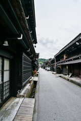 Obraz premium 日本岐阜飛騨高山の古い街並み