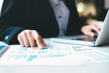 Business startup analyse high performance data.