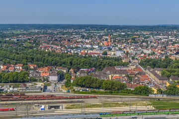 Ausblick auf die schwäbische Bezirkshauptstadt Augsburg rund um Hauptbahnhof und Thelottviertel