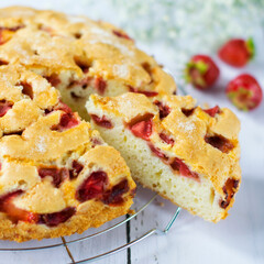 French Strawberry Sponge Cake – Homemade Summer Dessert