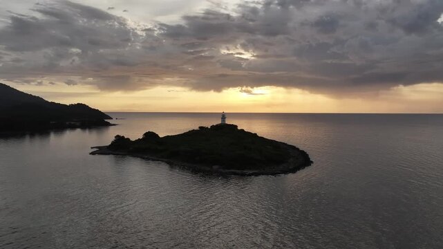 Faro del Islote de Alcanada en Alcudia, Mallorca, Islas Baleares