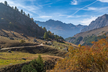 Nel vallone di Colombata (Acceglio-Valle Maira) in un pomeriggio di autunno