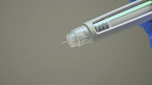 Semaglutide medication pen injector. GLP-1 drug to treat type 2 diabetes manage long-term weight and reduce risk of major cardiovascular events. 