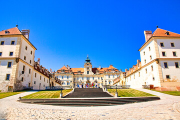 チェコの世界遺産・ヴァルチツェ城の絶景