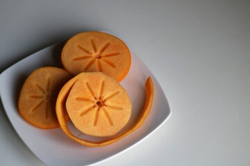 秋の味覚　甘い柿