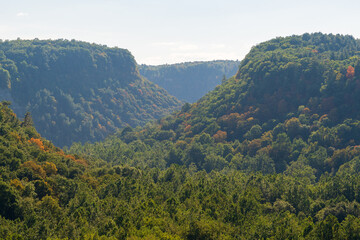 Obraz premium Letchworth State Park New York, with Waterfalls and Cliffs