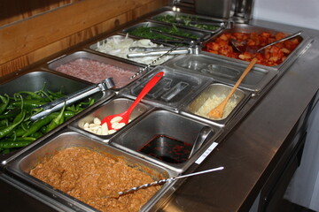 South Korean Food Dwaeji Gukbap Side Dishes: Ssamjang, Vegetables, and Kkakdugi Kimchi