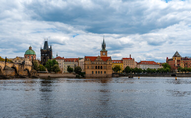 Obraz premium Prague Old Town Panorama Across Vltava River Embankment.