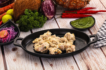 Chicken tikka with cream sauce