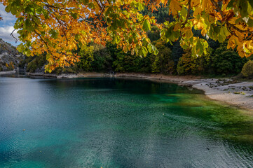 It is a spectacular canyon carved out over the millennia by the Sagittario River, within a protected area managed by the WWF, the Gole del Sagittario Regional Nature Reserve.