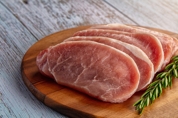 Raw pork carbonate for cooking