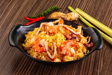 Asian fried rice with seafood