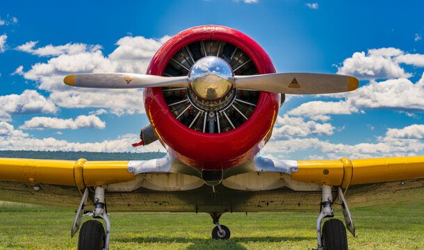 The North American SNJ-4