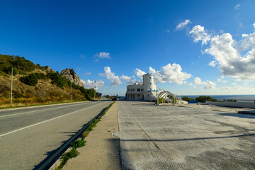 the road to the castle