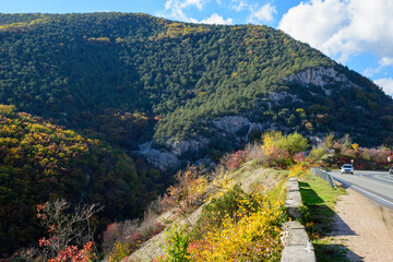 road to the mountains