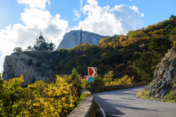 road to the mountain