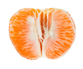 Close-up of a fresh mandarin orange cut in half, showing juicy pulp and natural texture. High-quality macro photo of a ripe citrus fruit isolated on transparent background