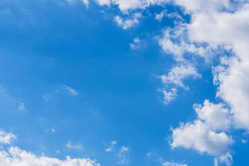 秋の空　昼の青空と雲37