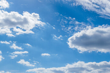 Fototapeta premium 秋の空 昼の青空と雲57