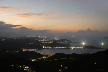 九份から望む山並みと東シナ海，台湾