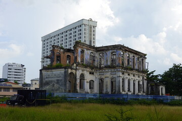 Fototapeta premium old building in the city