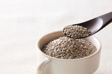 スプーンですくったチアシード