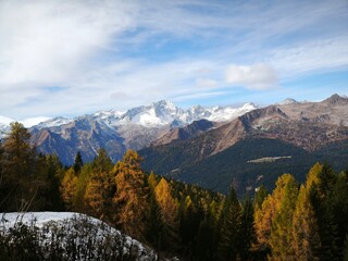 winter hiking in dolomiti di brenta italy
