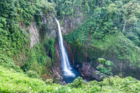 Toro waterfall in the green tropical forest of Costa Rica