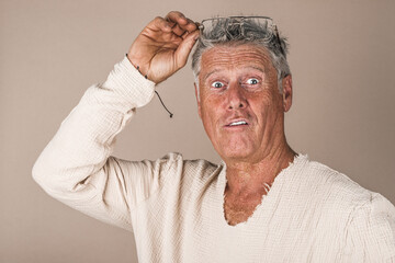 Mann / Gesicht / Blick