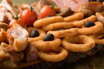onion rings, close up, garnish for meat, macro, mint, mint leaves, olives, onion, snack, breaded onions, food, 