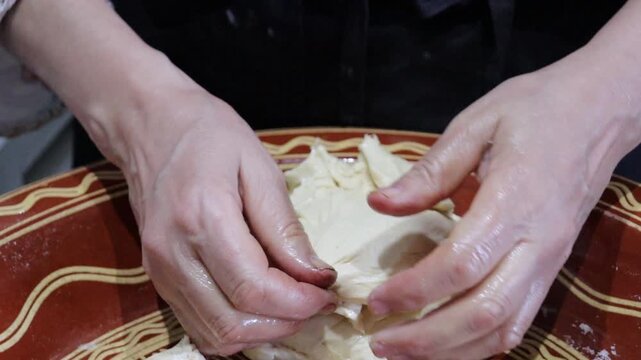 Step-by-Step Preparation of Traditional Moroccan Rfissa Dough with Fenugreek and Lentils &mdash; Handmade in Kitchen