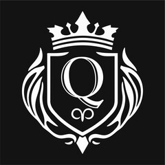 Obraz premium Abstract Artistic Alphabet A-Z Royal Shield Logo with Crown and Ornamental Crest in Elegant Vector Design for Luxury Branding, Classic Heritage, and Zenith Aesthetic