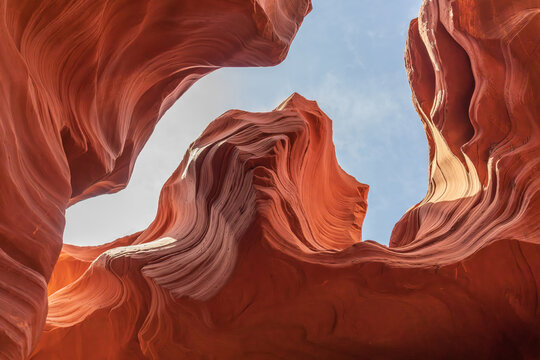 Antelope Canyon's stunning red rock formations