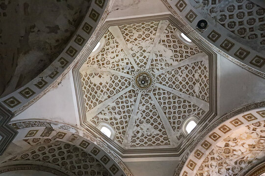 C&uacute;pula de la iglesia de "La natividad de Nuestra Se&ntilde;ora", vista interior. Atlixco, Puebla, M&eacute;xico. Siglos XVII-XVIII.