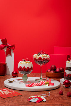 Christmas brownie trifle with raspberries and cream
