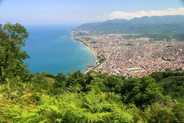 Paragliding from Ordu Boztepe and a magnificent view of the city.