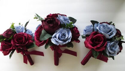 Prom bouquets of dark roses © Mally