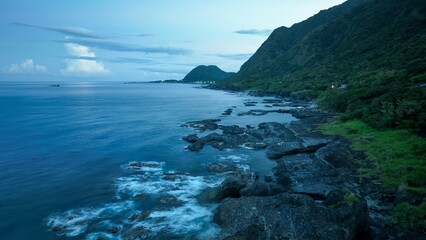 Hualian Shimen Sea Erosion Cave, Shimen Cave (March Cave), Taiwan. View from above of the island's rocky coastline. 花蓮石門海蝕洞，石門洞（麻糬洞 March洞）