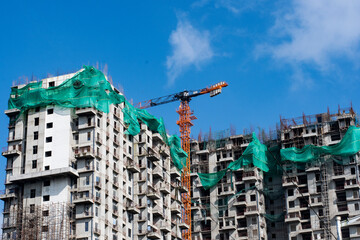 High-Rise Under Construction in Kolkata Using Modern Machinery