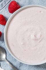 Healthy Cold Raspberry Greek Yogurt