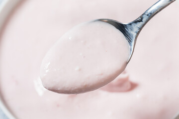 Healthy Cold Raspberry Greek Yogurt