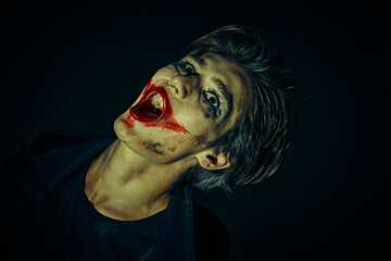 Screaming in Darkness