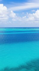 Obraz premium Two-Tone Ocean and Blue Sky