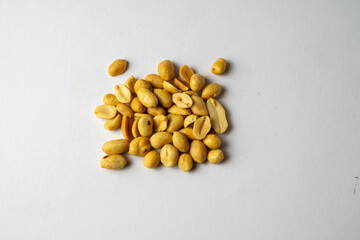 Roasted salted peanuts